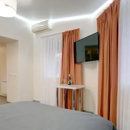 Hotel Arena Summit 3*